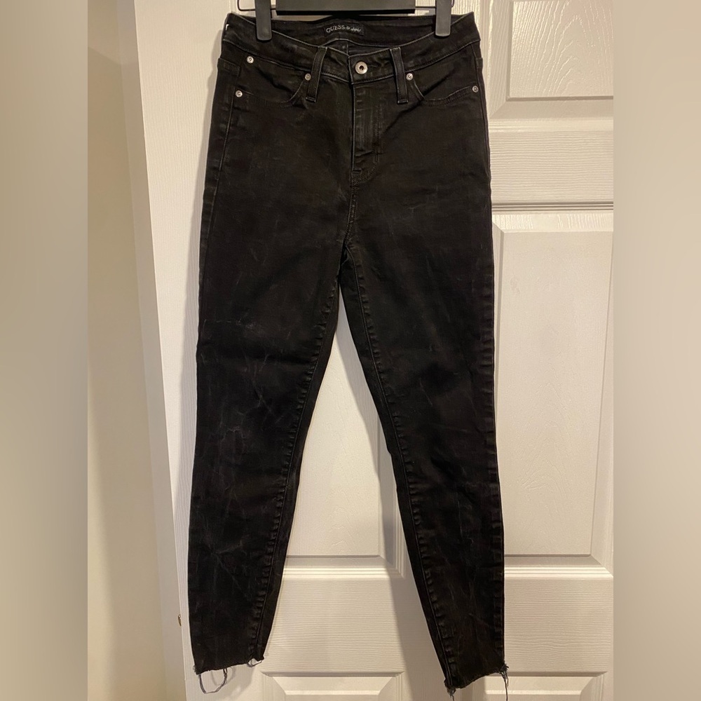 🌷Guess Jeans Distressed Black Denim Size 28 R 3/$30